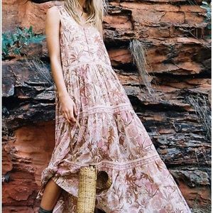 Spell jungle maxi dress size small